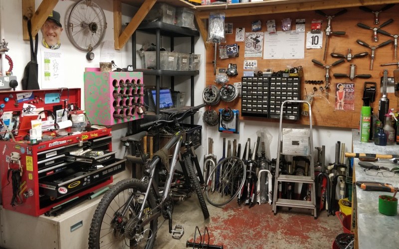 Outfit Moray Bike Revolution Servicing and repairs